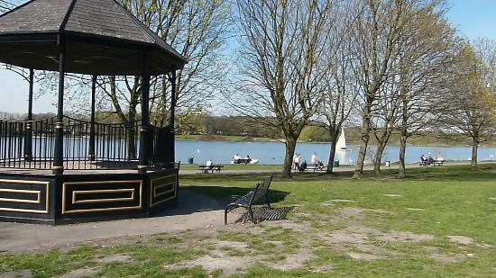 Yeadon Tarn