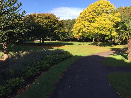Blenheim Gardens
