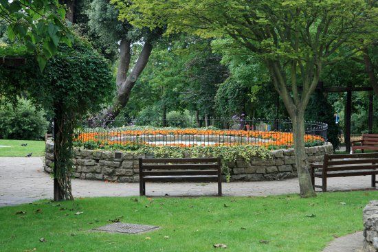 Pierremont Park