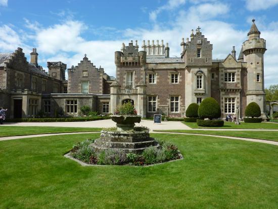 Abbotsford House