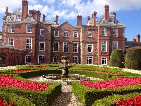 Bodrhyddan Hall