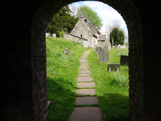 St Issui's Church