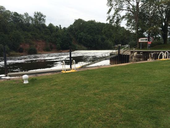 Gunthorpe Lock