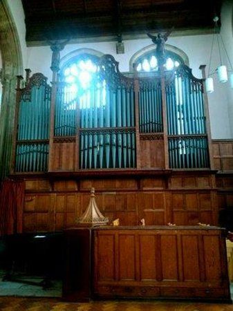 Holy Trinity Fleet C Of E Parish Church