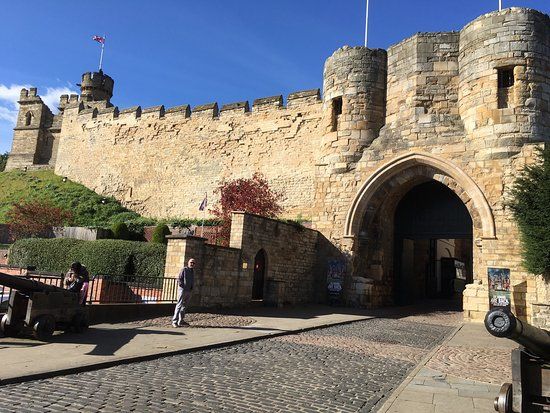 Lincoln Castle
