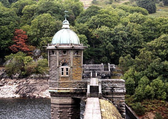 Pen y Garreg Dam