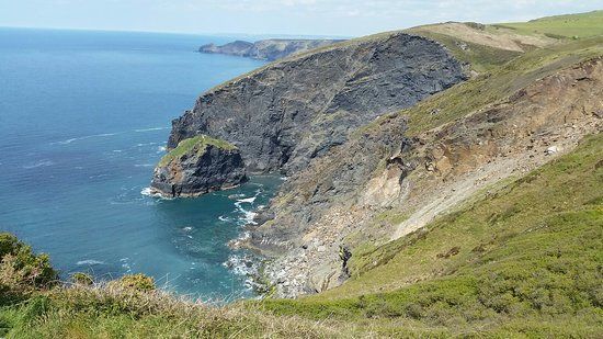 Beeny Cliff & Pentargon Falls Path Walk