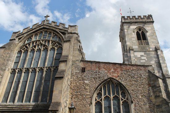 The Parish Church of St Thomas and St Edmund